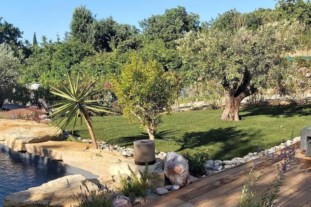 Une Oasis Au Pays De Cezanne 普罗旺斯地区艾克斯 外观 照片