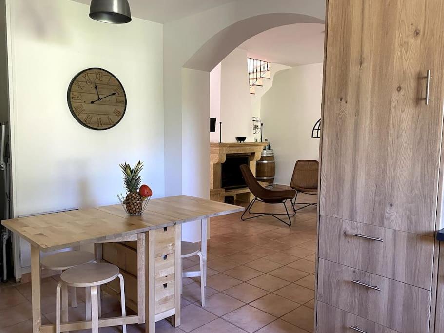 Une Oasis Au Pays De Cezanne 普罗旺斯地区艾克斯 外观 照片